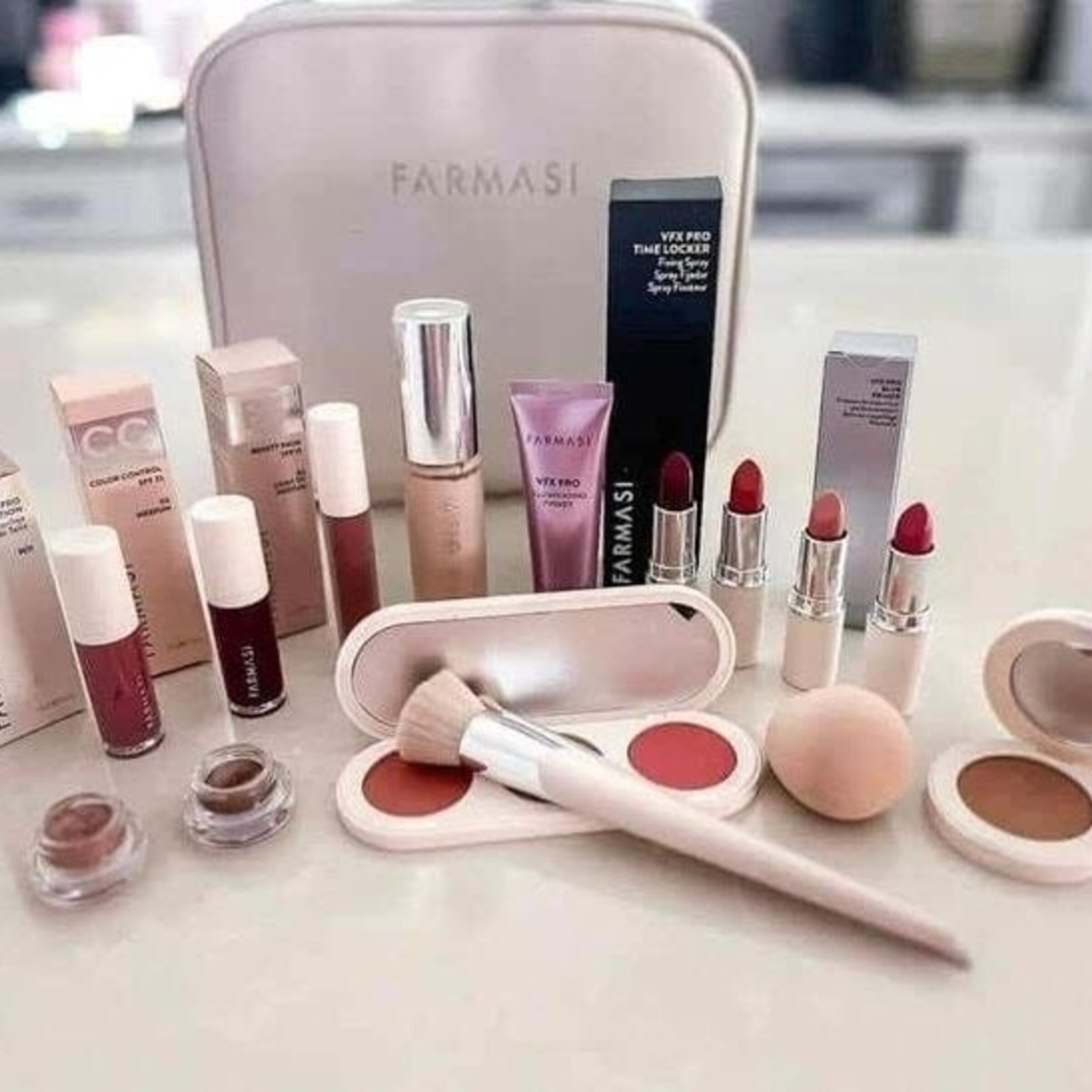 Farmasi